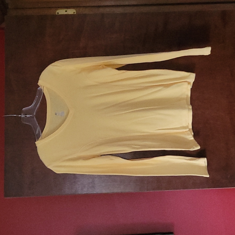 Long sleeve tee